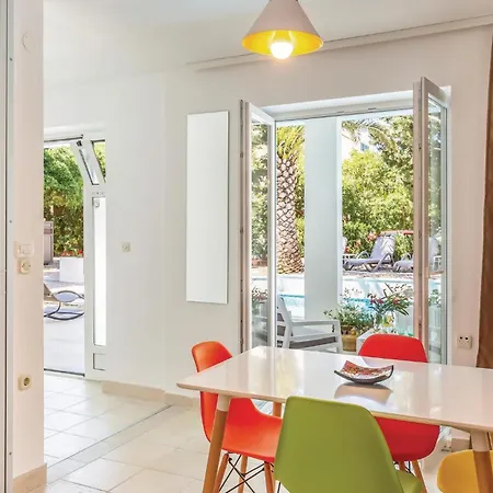 1 Bedroom Gorgeous In * Makarska