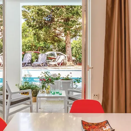 1 Bedroom Gorgeous In * Makarska