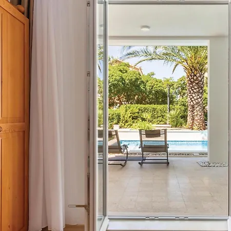 Apartamento Amazing In Makarska